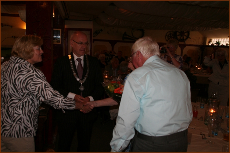 935 Willy & Gerard 215 Burgemeester